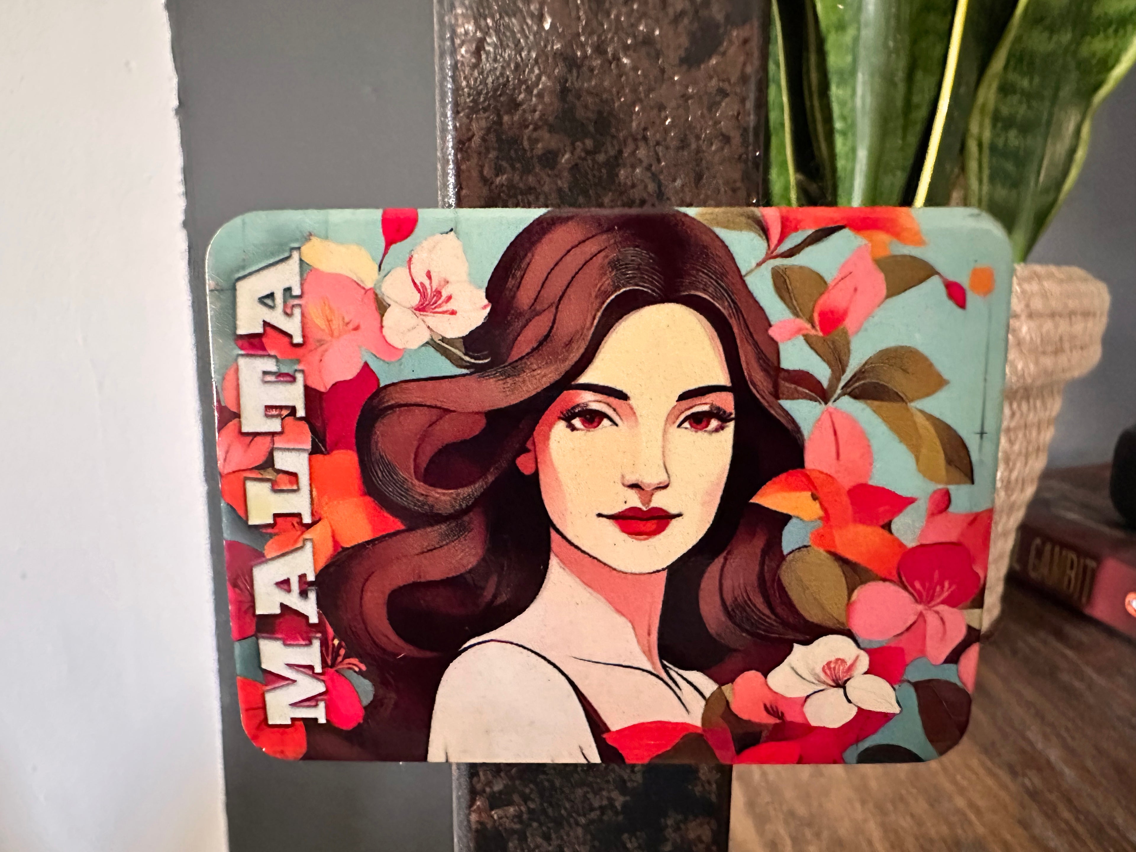 Malta Magnet - Nadia