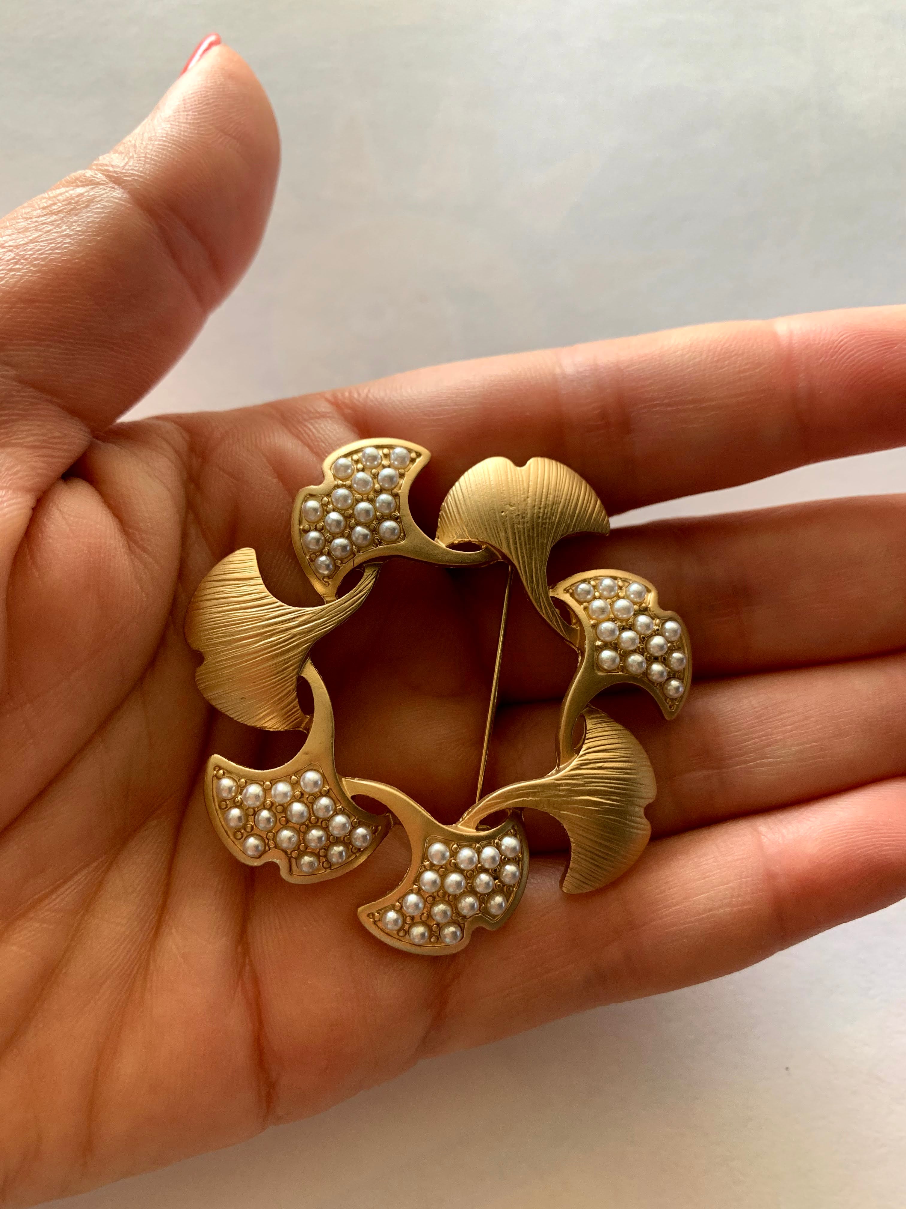 Vintage Floral Brooch