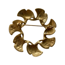 Load image into Gallery viewer, Vintage Floral Brooch
