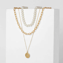 Load image into Gallery viewer, 3 Layers Pearls &amp; Gold
