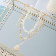 Load image into Gallery viewer, 3 Layers Pearls &amp; Gold

