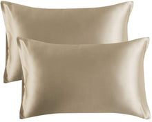 Load image into Gallery viewer, Warm Embrace 100% Silk Pillowcase
