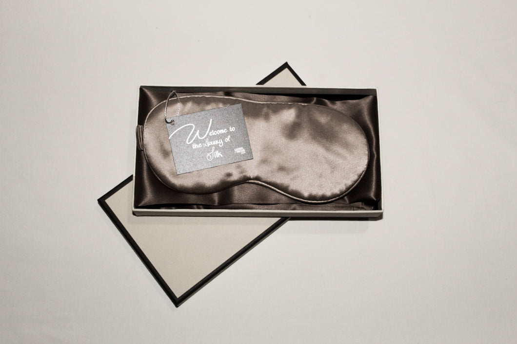 Sleep in Silk Gift Selection - Champagne Gold